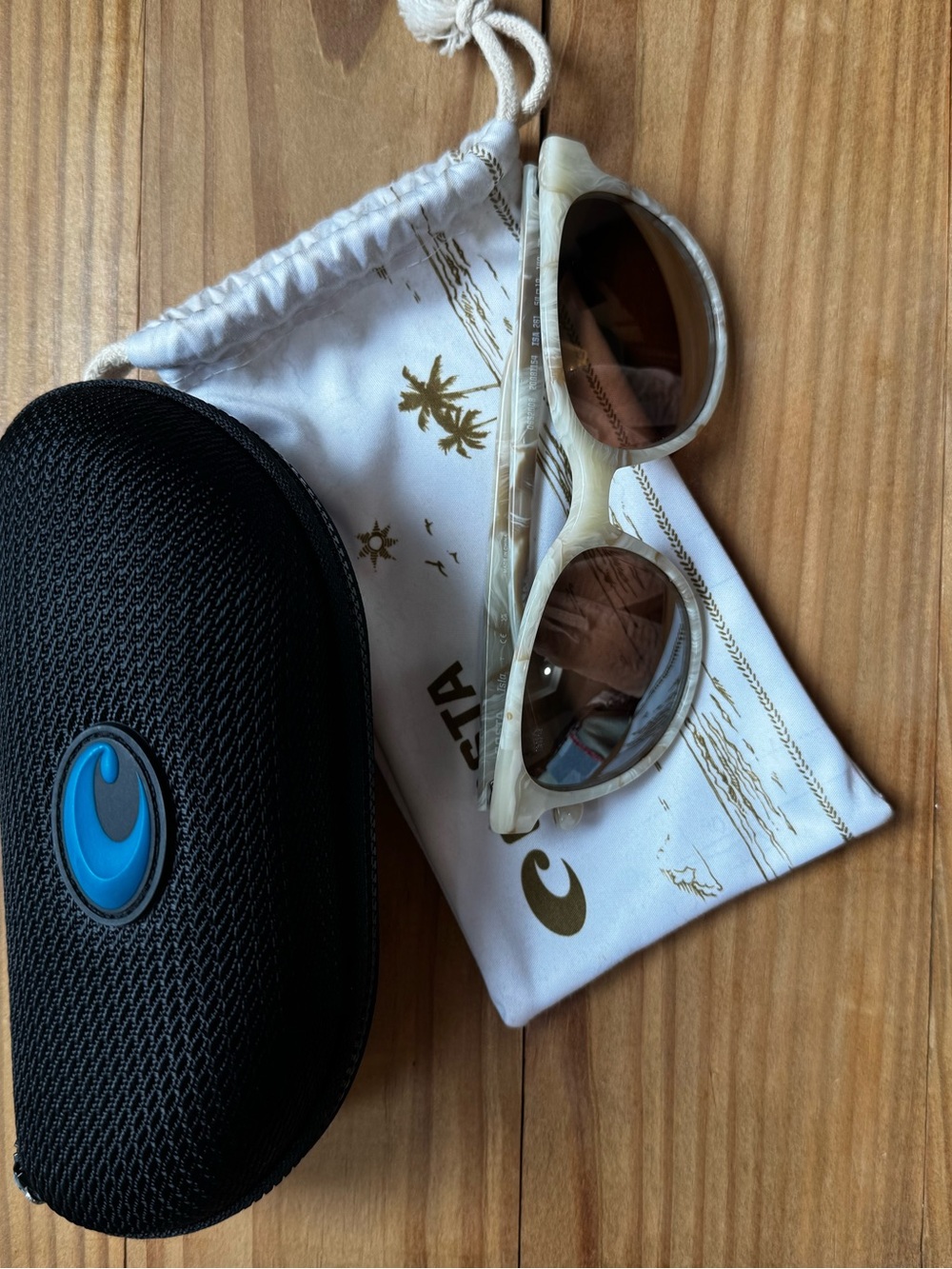 Costa Polarized Women's Sunglasses - Cream Frame, Brown Lenses